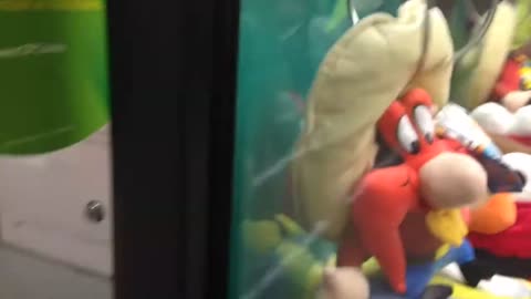 THE BEST 2 IN 1 YOU WILL EVER SEE AT THE CLAW MACHINE!
