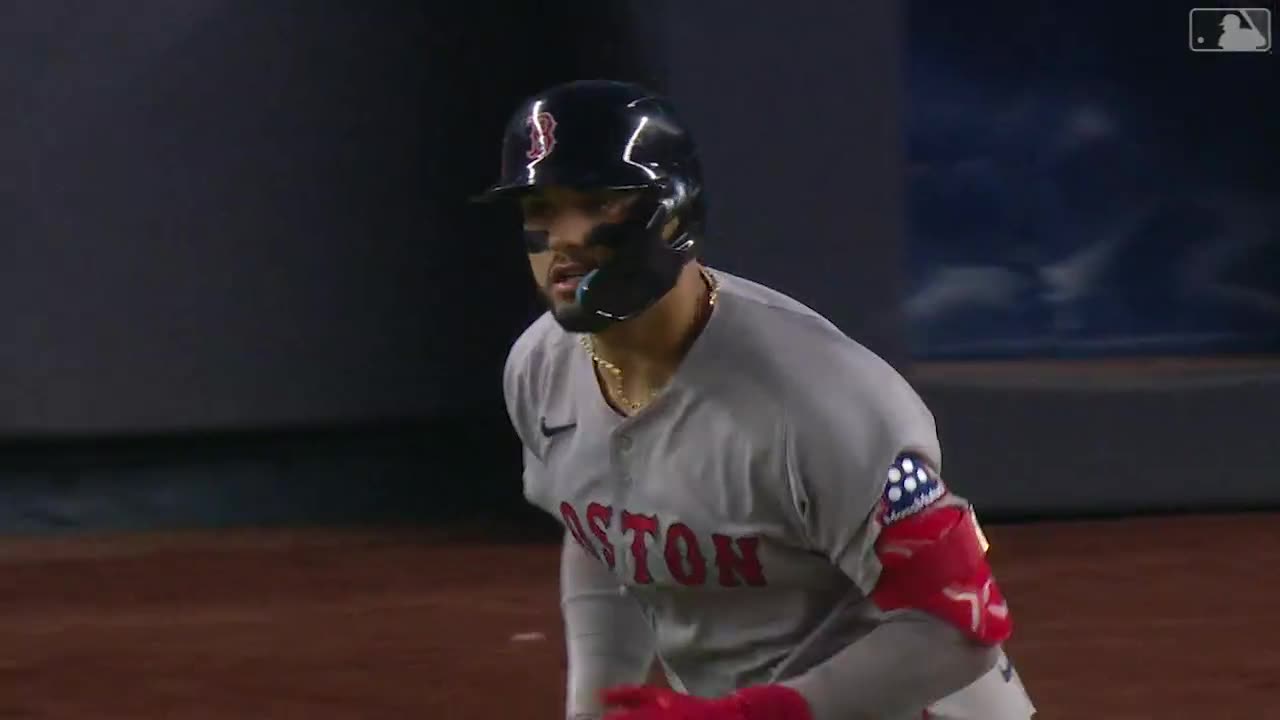 Carlos Narváez se fue para la calle en Yankee Stadium