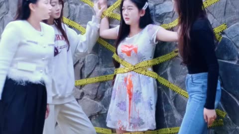 The dress wrapped in duct tape👗🔥