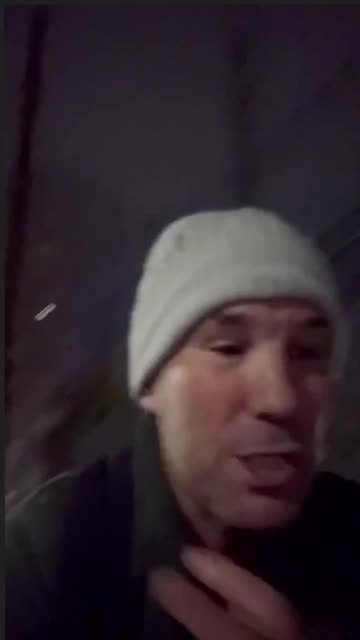 Roma - devastazione di alberi sani centenari.