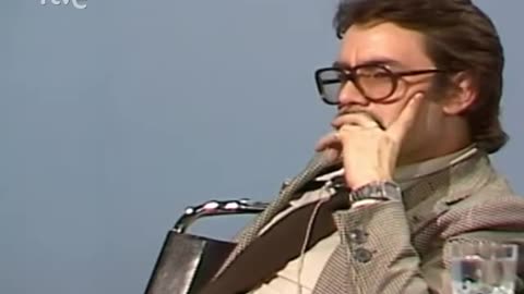 La Clave Nº 32 Pobre consumidor