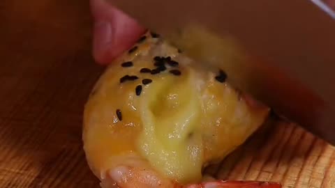 Crispy cheese shrimp, very fragrant and delicious
