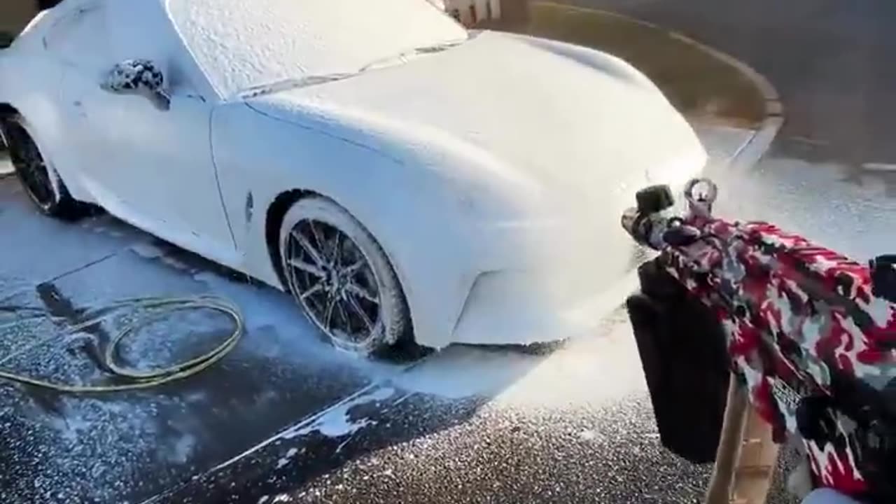 This pressure washer gun