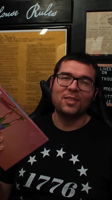 Unboxing Nova Rockafeller's kids book.