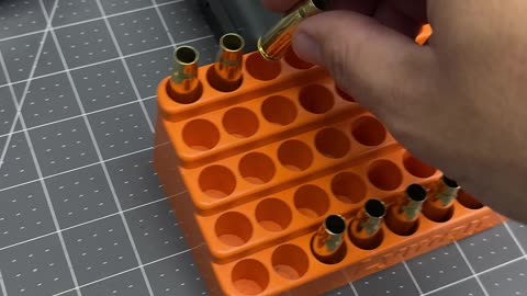 Fast & Easy Priming! Lee Auto Bench Priming Tool in Action!