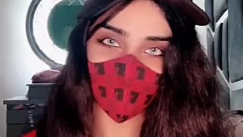 beautiful girls live show