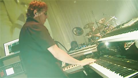 Mother and Child Divided - Porcupine Tree (live)