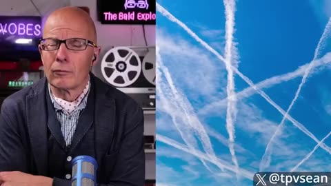 Pilots Testify Bill Gates Is Carpet Bombing Cities With Chemtrail