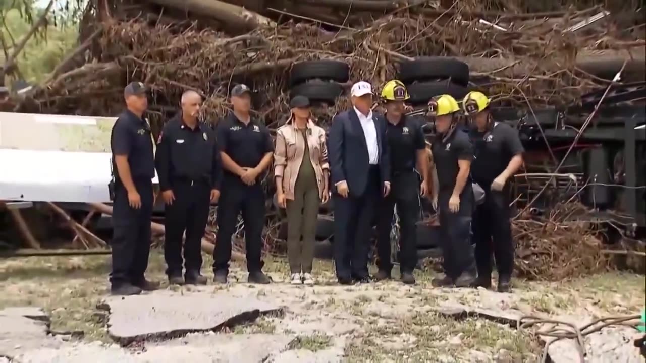 POTUS and FLOTUS thank local firefighters for their heroic efforts during the catastrophic flooding!