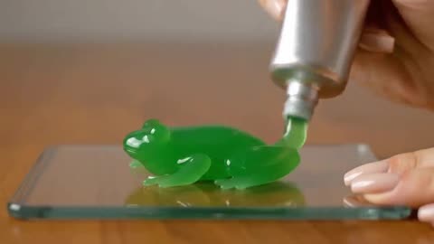Squeezing out jelly animals