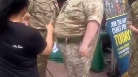 In the UK some soldiers seem to have the same build as Police Officers here.🤔😁