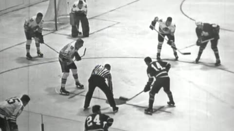 NHL 1965 CHICAGO BLACKHAWKS AT TORONTO MAPLE LEAFS