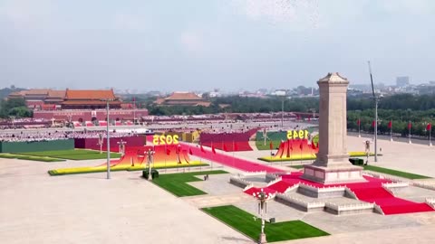 NOTIZIE DAL MONDO Victory day parade China 2025:Esposizione delle armi della Cina davanti a Xi,Putin e Kim Jong-un alla parata militare per commemorare l'80°anniversario della vittoria della guerra sino-giapponese e la fine della WW2 a Pechino