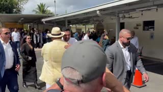 Just days after winning the NYC mayoral election, Zohran Mamdani flew to Puerto Rico