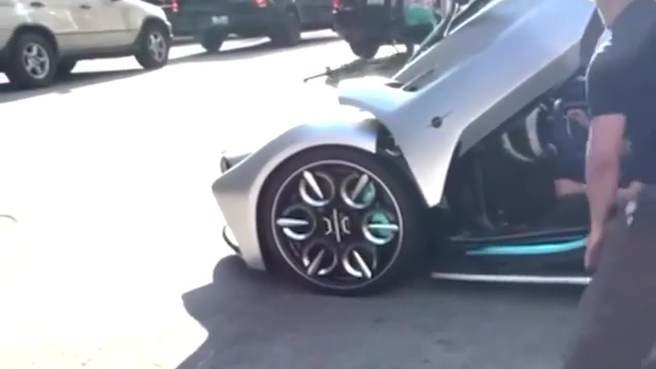 🤯👀 You Won't Believe What Happens When You Look In Front of You! | FunFM