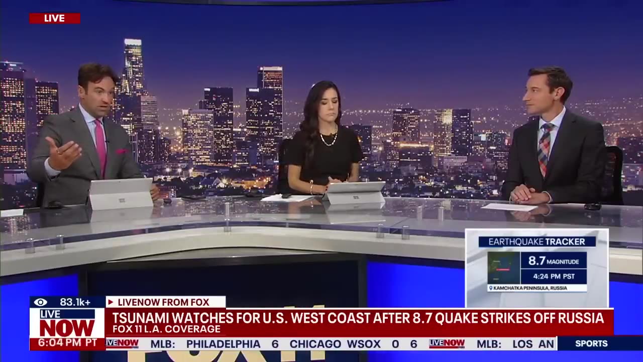 Major 8.7 earthquake off Russia triggers U.S. tsunami alerts