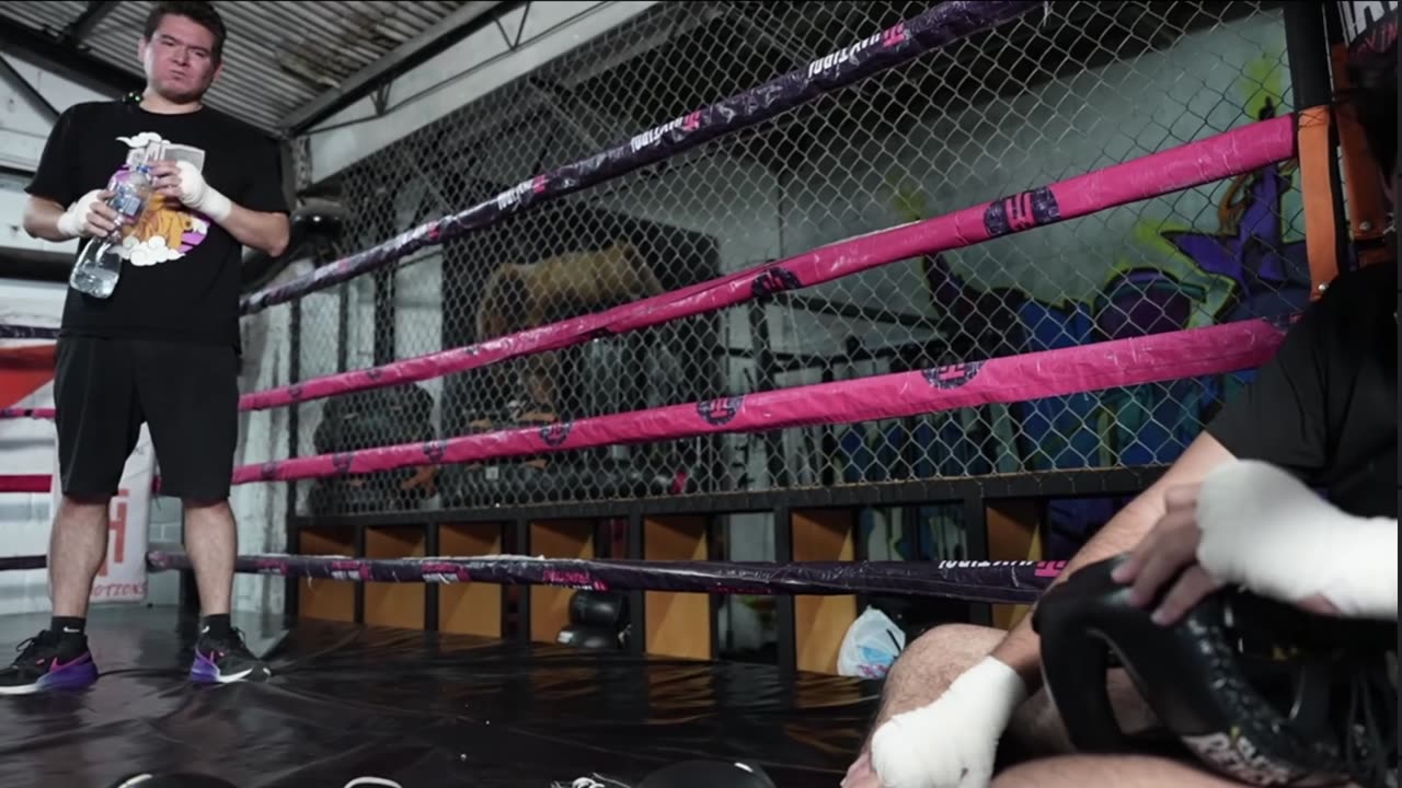 HOY TOCA BOXEITO RICO