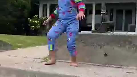 ATTACKED BY CHUCKY AT THE BEACH!! #chucky #chuckydoll #shorts #goodguydollchucky #goodguydoll