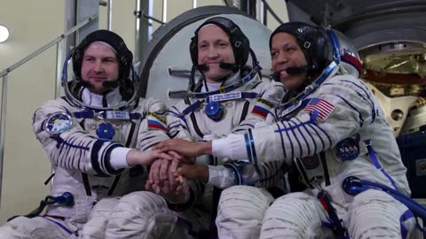 NASA & Roscosmos Crew Prepares for April 8 ISS Launch🚀👨‍🚀