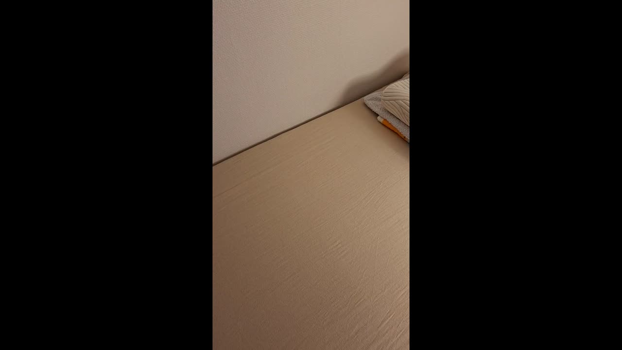 Episode5 - Throwing away old torn sheets