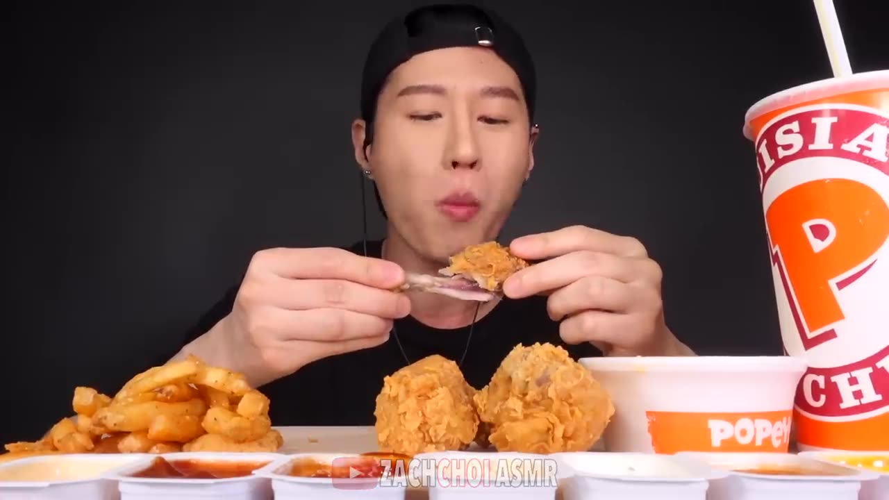 ASMR POPEYES FRIED CHICKEN MUKBANG (No Talking) Crunchy Eating Sounds