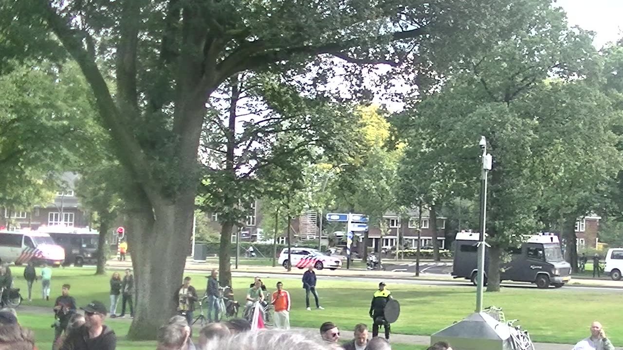Pegida Enschede 2017 13/17