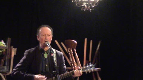 Author David Mosey