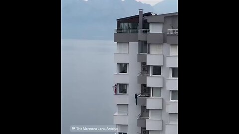 Fearless Cleaning on the 23rd Floor! 😱🇹🇷 #NoFear #HighRiseLife