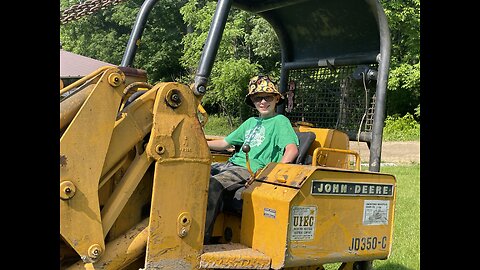 Learning how to drive a John Deere 350-C