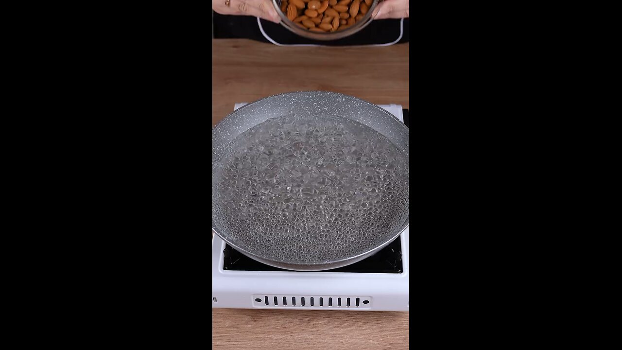 Add the almonds to boiling water and you'll be amazed by the result #cooking #Recipe #EasyRecipe