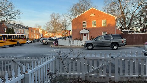School bus stop means all other cars must stop😊