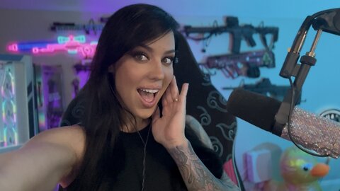 LIVE! Scary Games Girls Night