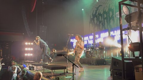 Beartooth LIVE Performance in St Louis. 🤘