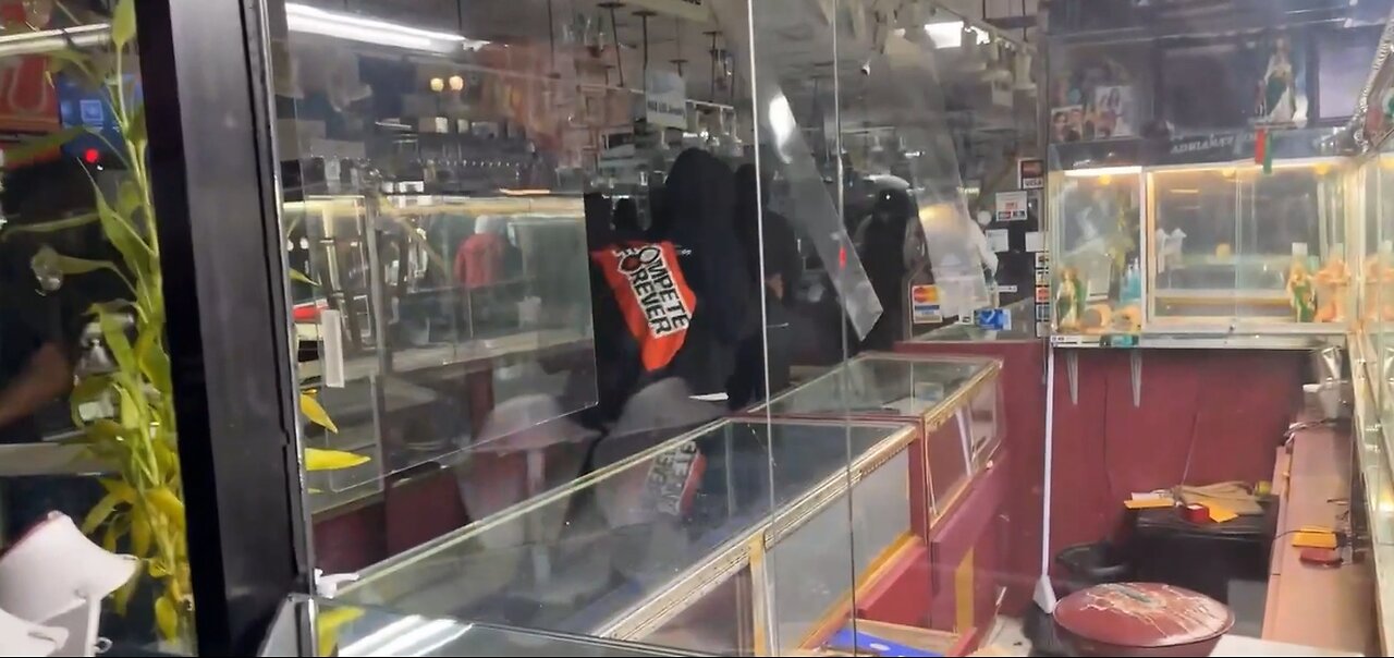 IP2 Stories - Conner Records Looting and Fighting During 2025 LA Protests! Gets Attacked