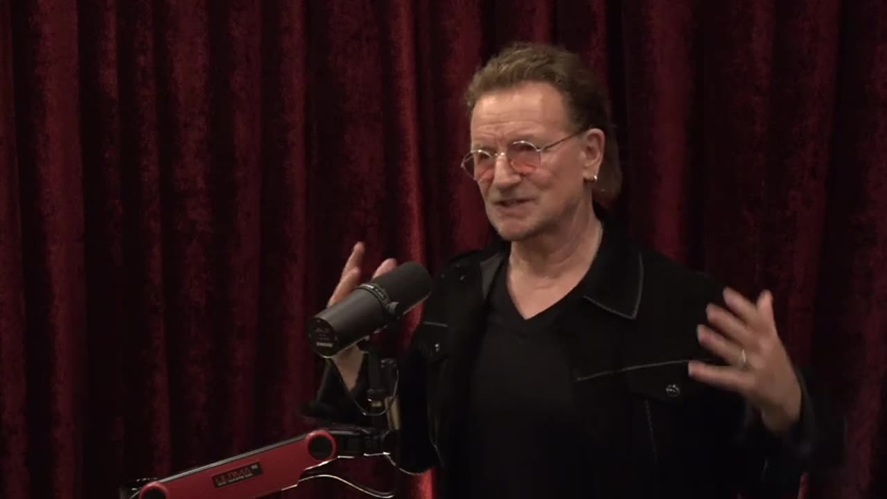 The Joe Rogan Experience | Bono (2330)