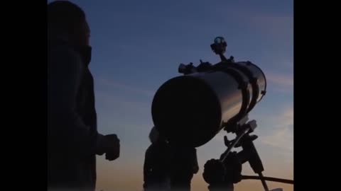 INDIAN Scientist Discovers History's FIRST Alien PLANET With LIFE! Planet K2-18B