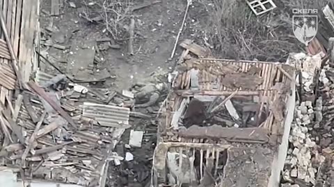 Two Ukrainian Soldiers Hold Back Entire Russian Infantry Group