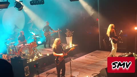 #ShittyMillennialVideos 📱📹🎬 Alcest 🎭 - Souvenirs 🧠🌍 @ Roseland Theater Portland, OR 03/10/2025