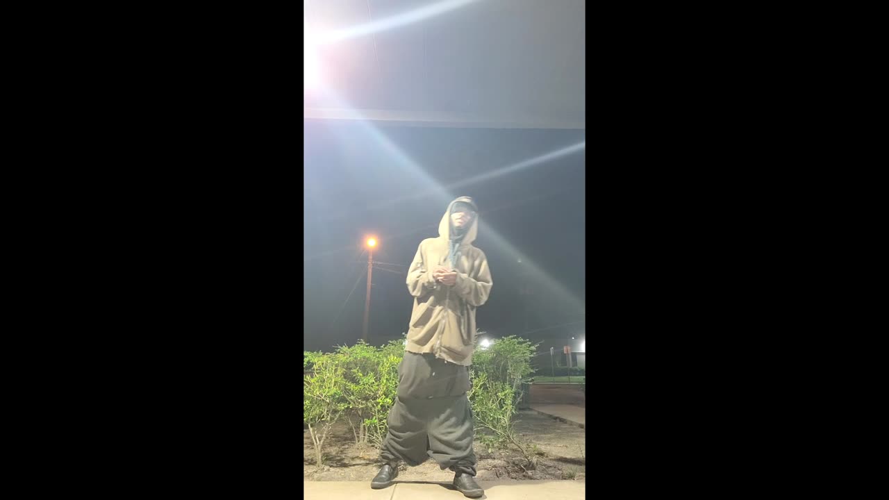 IN WAR GOD YAHWEH IS COMIN SOON AN WILL SHOW HE SELF DONT PUTT YO HANDS ON 12 TRIBES OF ISRAEL 💪🏾🔵