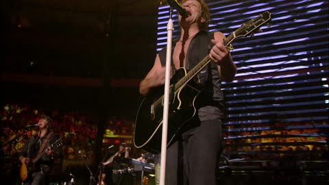 Whole Lot Of Leavin' - Bon Jovi (live)