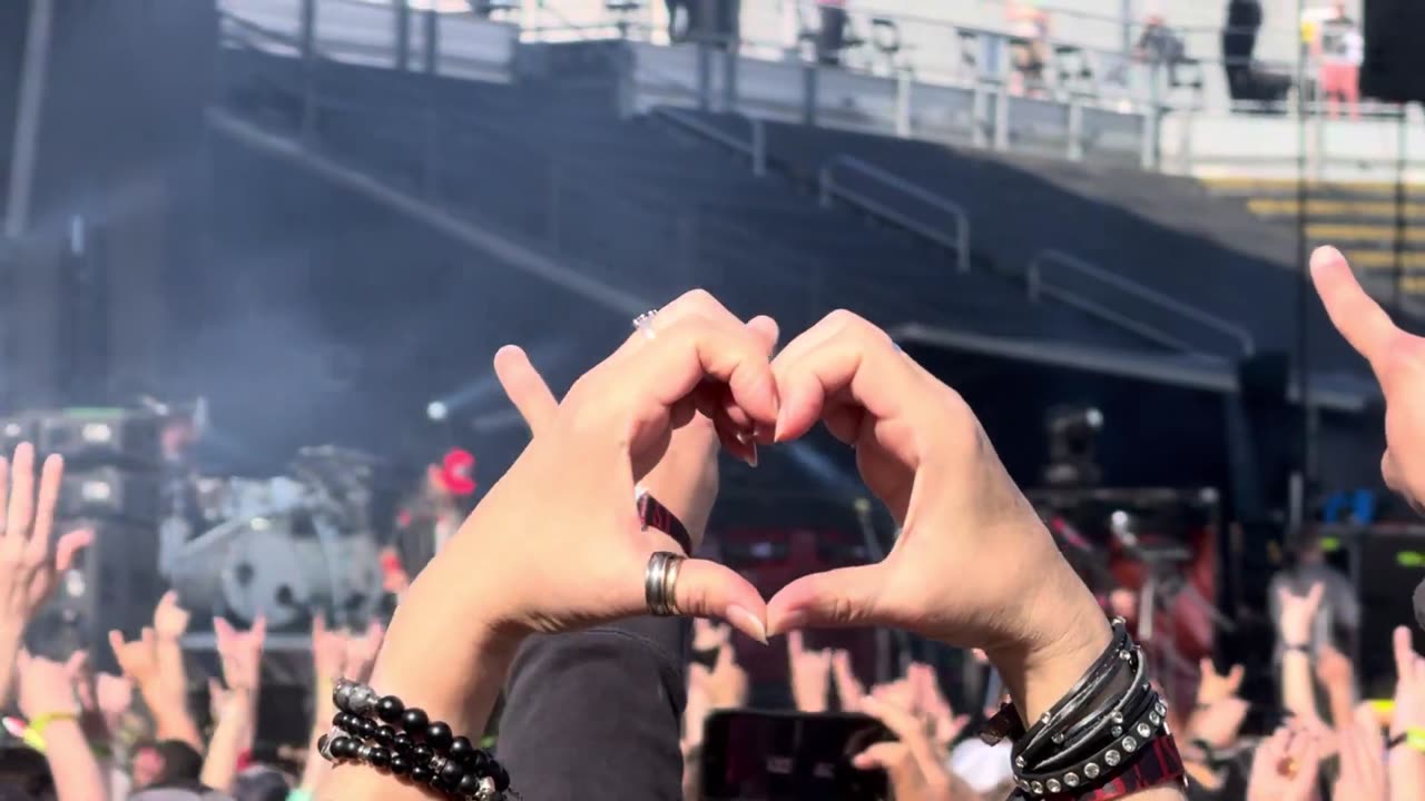 Three Days Grace - Animal I Have Become @ Sonic Temple (May 8, 2025)