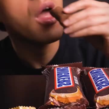 ASRM EATING TIME... #asmrvideo #foryourpage #eatingasmr #khabervideo #100kfollower