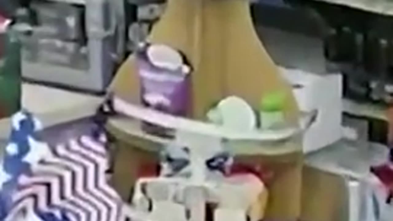 An 80-year-old store owner in California calmly manages an armed robber with remarkable resilience.