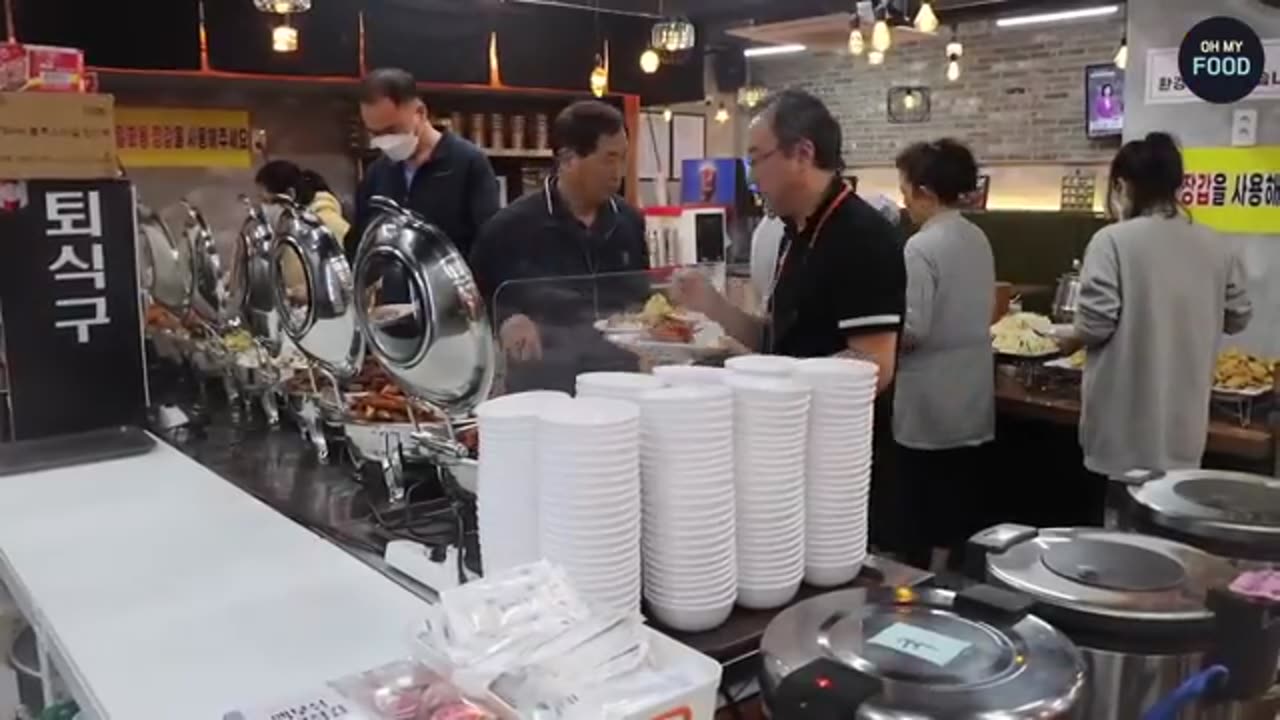 Insane Value Korean Buffet?! Fully Packed 10 Minutes Before Lunch