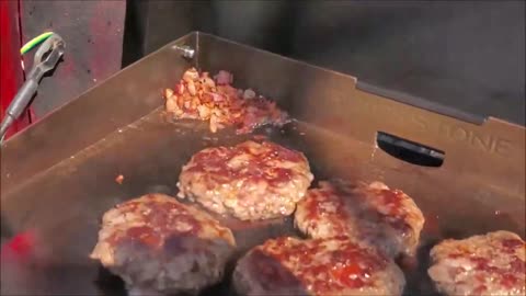 Best Bacon BBQ Burger #shorts #viral #trending #youtubeshorts #ytshorts #short #burger #bacon #yt