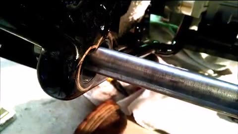 PREPPING CUSTOM HARLEY CHOPPER FRAME ASSEMBLY