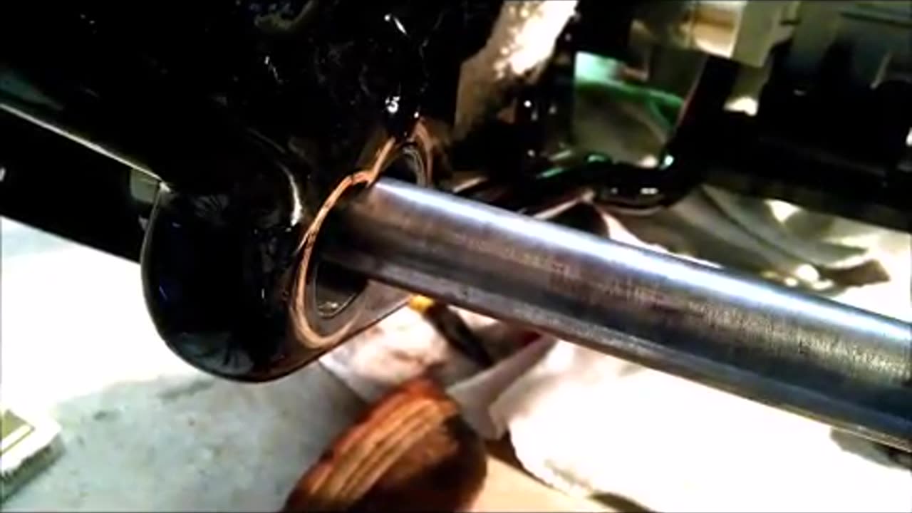 PREPPING CUSTOM HARLEY CHOPPER FRAME ASSEMBLY