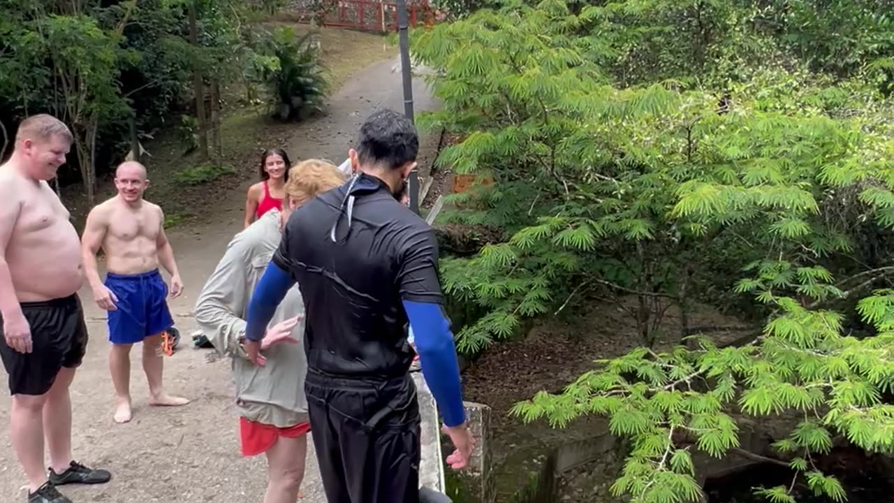 Courageous 70-Year-Old Take 6-Meter Leap Into River