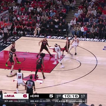 NBA - Herro ➡️ Bam for the slam early 😤