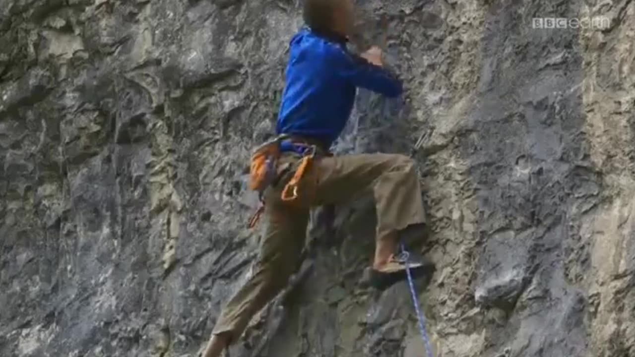 BEAR GRYLLS ZDOBYWA WYSPY 2 dokument pl